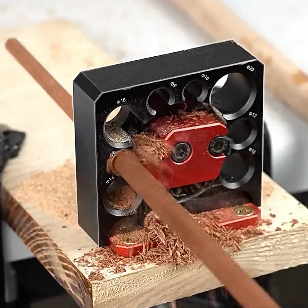 Gabarit réglable pour fabrication de tourillons avec plaquettes carbure