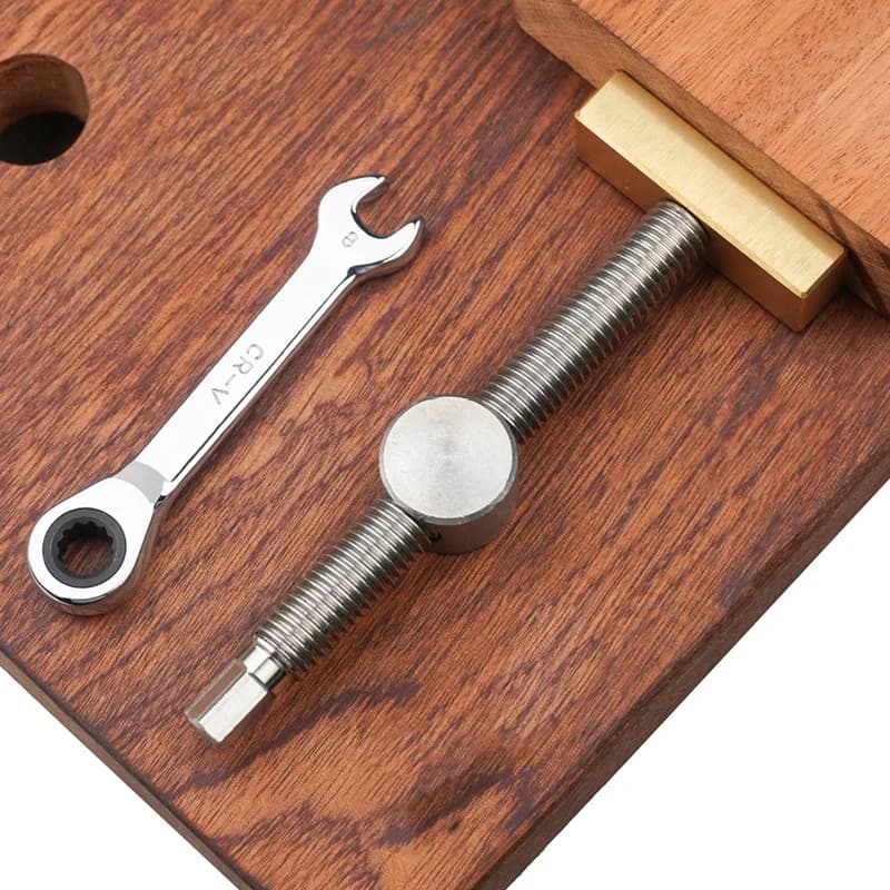 Pince de bureau réglable pour établi de 19/20mm