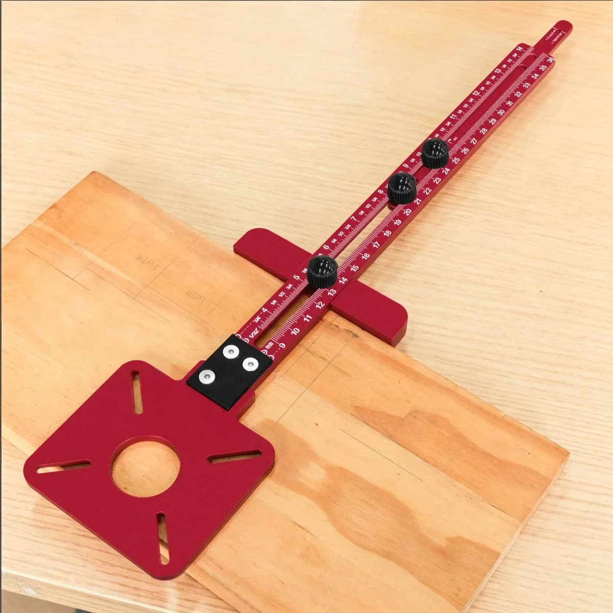 Gabarit de fraisage ajustable 3-en-1 pour menuiserie